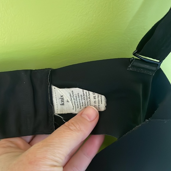 Knix black wingwoman bra size 8+ - Picture 3 of 5